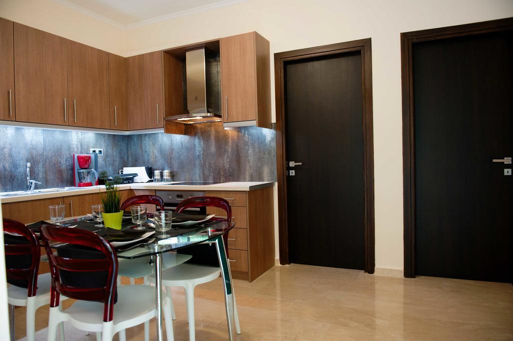 Serenita Apartments Эрмонес Экстерьер фото