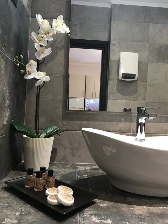 Serenita Apartments Эрмонес Экстерьер фото